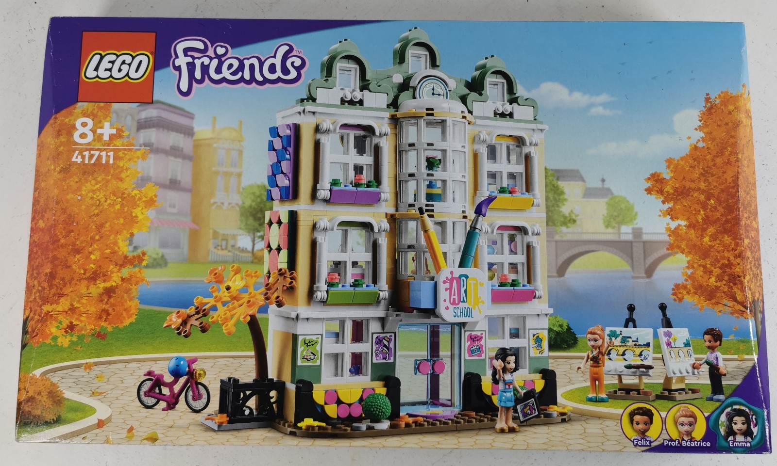 LEGO Friends 41711 Emma's Art School Retired 844 Piece Set Boxed 2022
