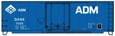 Accurail 3139 HO Scale 40' Plug Door Insulated Steel Box Car ADM DANX #7009 KIT