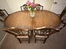 Regency Style Mahogany Dining Table with 4 Chairs And 2 Carver Chairs