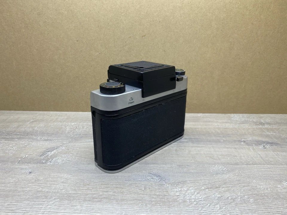 Cámara de formato medio Kiev 6C 120 rollos de película 6x6 cm como está para piezas o reparación Foto 4 de 4