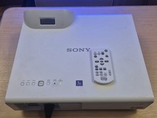 Sony VPL-SX225 Projector with Remote  - Only 154 Lamp Hours!