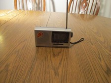 No 1 Hi-Fi 12 Band Portable Radio FM/TV/AM/SW1-9 Receiver