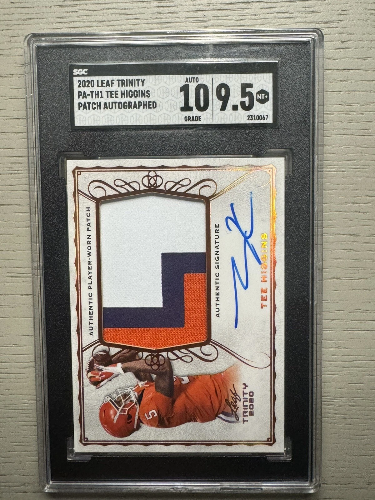 Tee Higgins Leaf Trinity Patch Auto #PATH1 Red