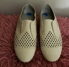FRANCO SARTO CREAM PERFORATED LOAFERS