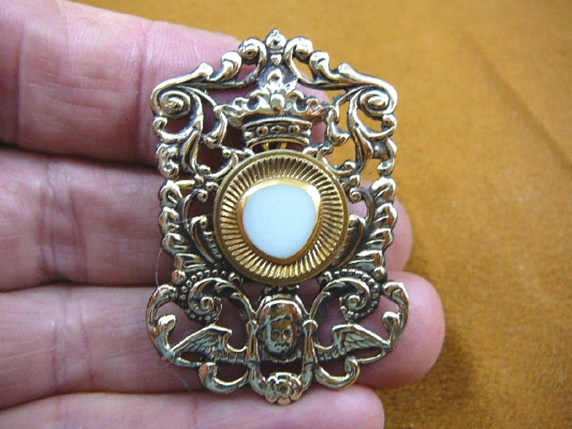 Z18-28 white triangle gold trimmed textured Czech glass button