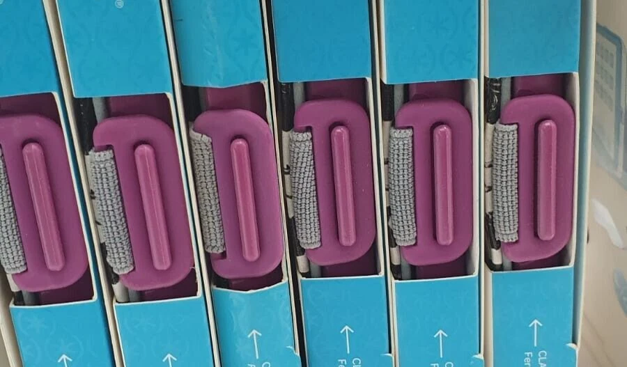 8 Pcs Speck Stylefolio Case iPad Mini 4 -Vintage Bouquet Grey/Purple #C175 - Image 4 of 4