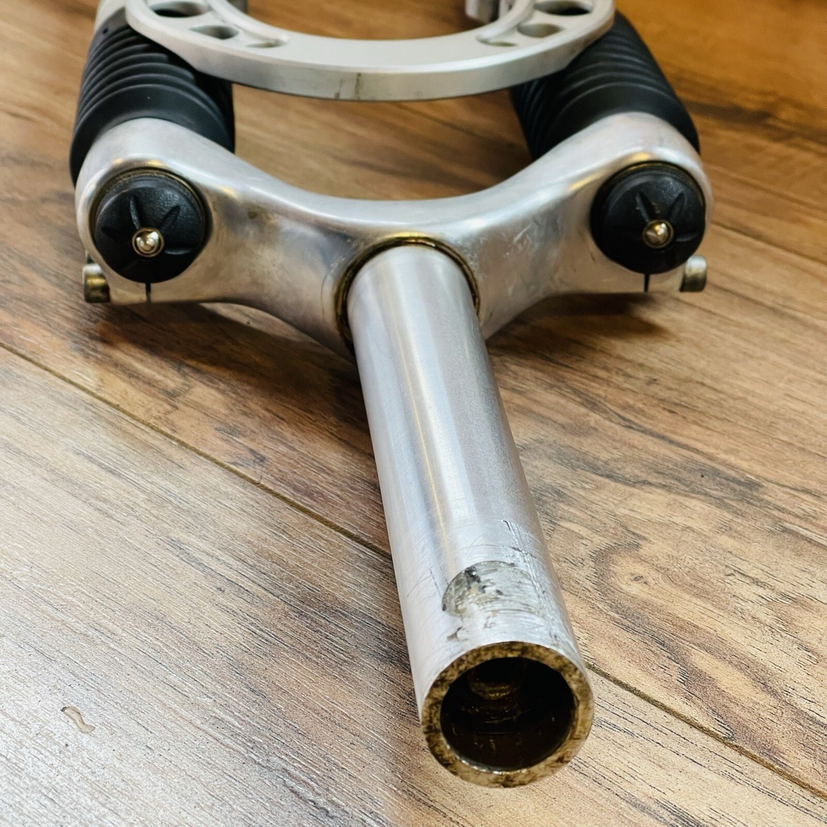 s-l1200.jpg s-l1200.jpg