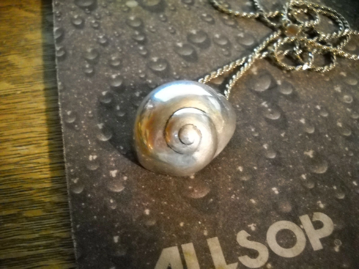 Mignon faget shell best sale pendant