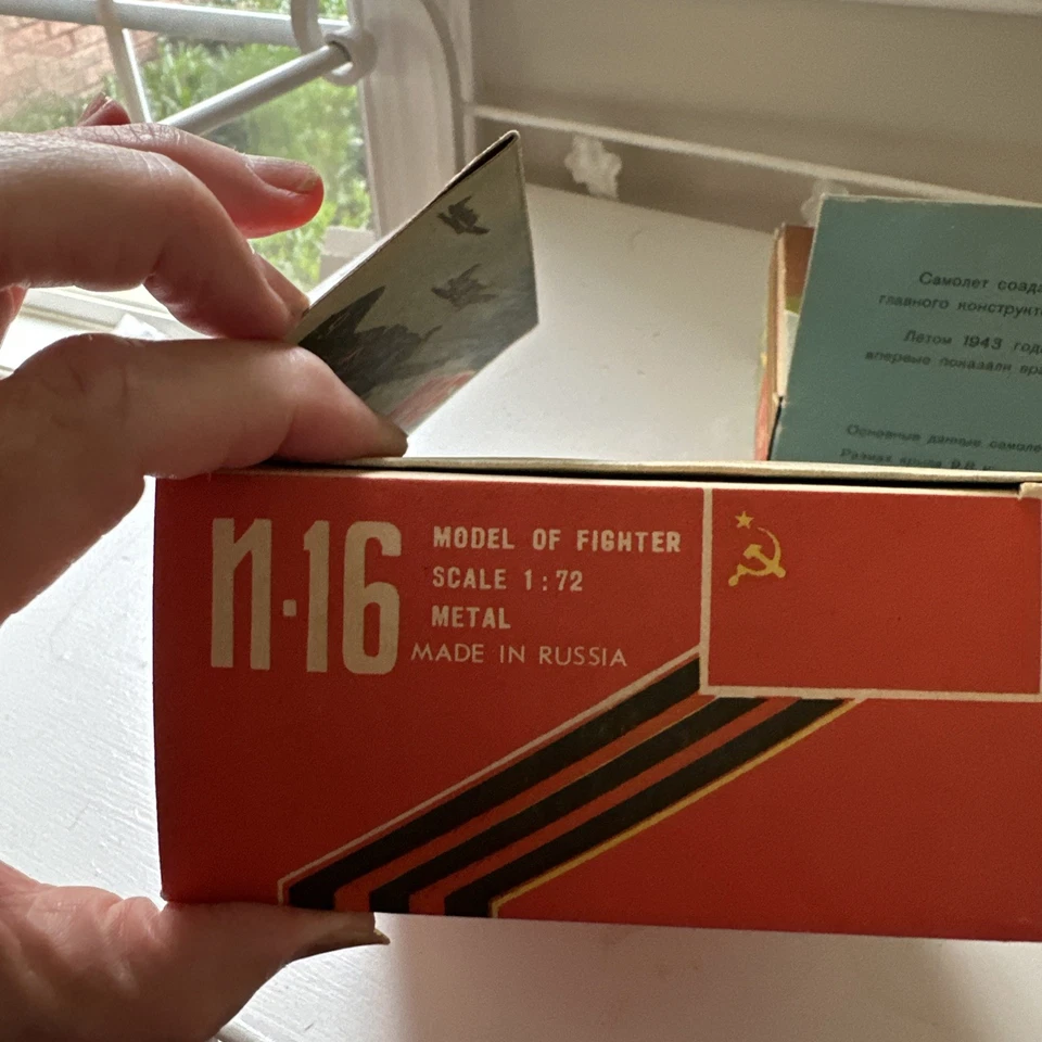 Modelo de avión de combate vintage Rusia de la 11 Guerra Mundial N-16 1941-1945 nuevo en caja original Foto 4 de 4