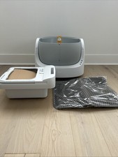Petpivot Autoscooper 11 Self Cleaning Cat Litter Box AS11 White and Grey - Used