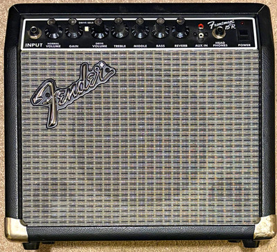 Fender Frontman 15R Amp 15 Watt Solid State Combo 2 Channel 8 Ohm + power cable
