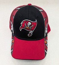 Vintage  New NFL Tampa Bay Buccaneers embroidered flag strap back hat