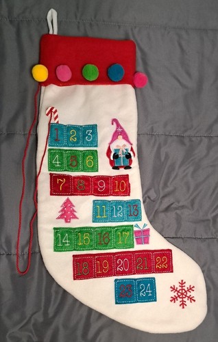 Christmas Advent Stocking Knome Pocket Calendar 24” Countdown Candy Cane - Afbeelding 1 van 24