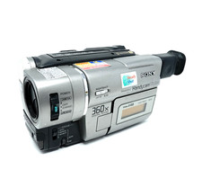 Sony Model CCD-TRV57 Vintage Video Camera - Working HAS QUIRKS/SEE DESCRIPTION 