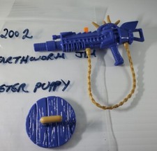 Earthworm Jim Weapon Peter Puppy Rifle Gun Missile Launcher & Shield 1994