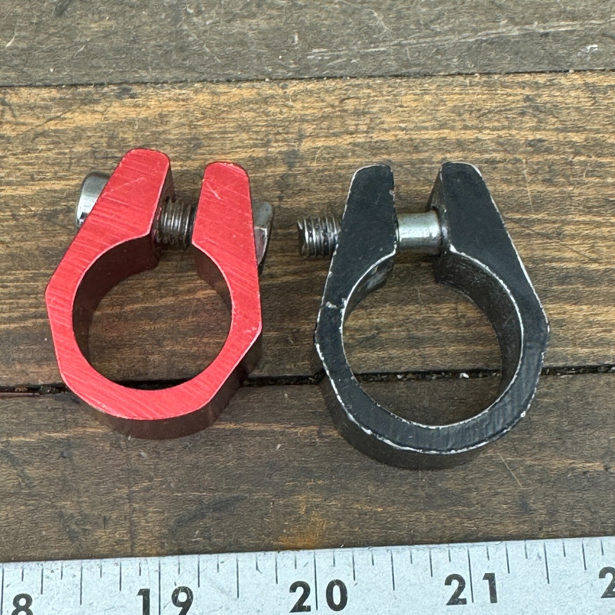 HUTCH BMX SEAT CLAMP VINTAGE OLD 当時物 Old School BMX Seat Clamp Lot 2 Clamps 25.4 28.6 Vintage Red