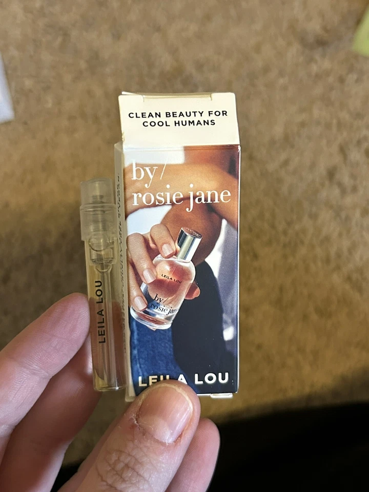 3 muestras de perfumes de alta gama Creed, Rosie Jane y Skylar. Viaje con aroma de lujo Foto 3 de 4