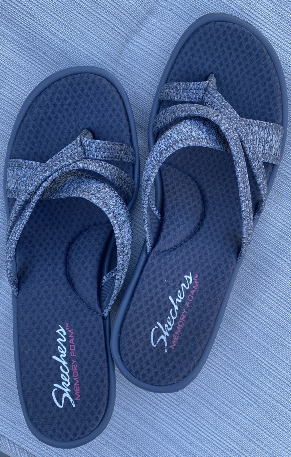 Skechers para mujer talla Sandalias de cuña 10 Cali Rumbles gris neblina espuma viscoelástica