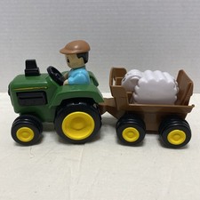 John Deere Preschool Toy Tractor w/ Farmer  Sheep Moves in Trailer w/Pull 