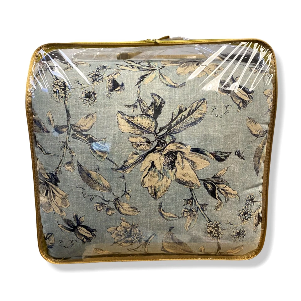 Sherry Kline Home Blue Sweet Bay Linen 3-Piece Comforter King Size Set - Image 4 of 4