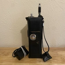 Realistic TRC-100B 5-Watt 6-Channel CB Handheld Radio Citizens Band Transceiver