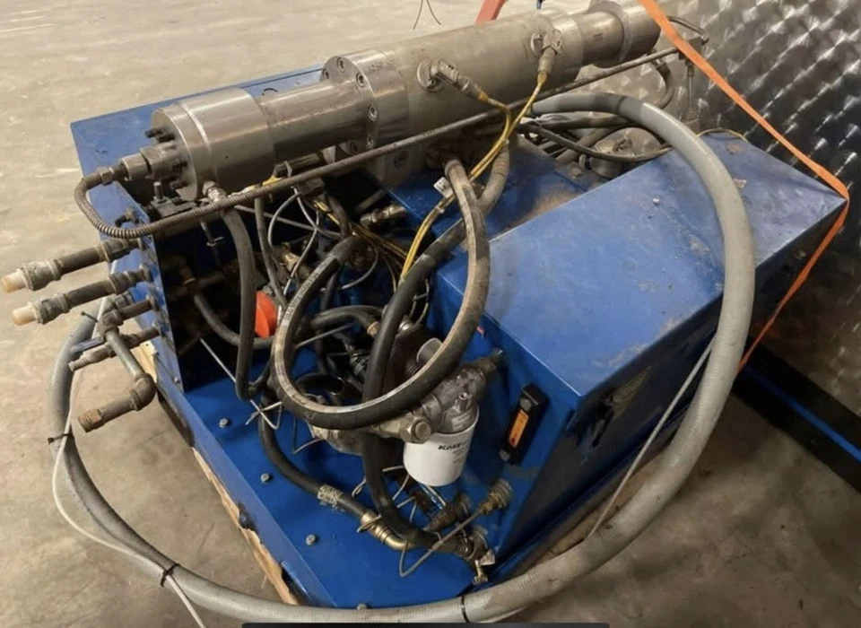 Máquina de corte por chorro de agua Calypso 60.000 psi Foto 4 de 4