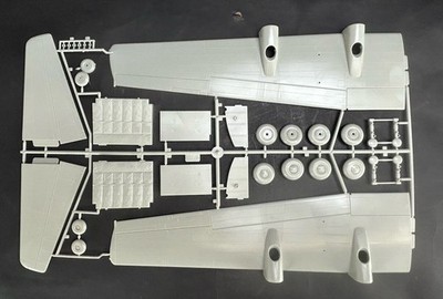 Testors C-130 E/H Hercules 1:48 Scale Model  Sprue Parts 817F Partial See Photos