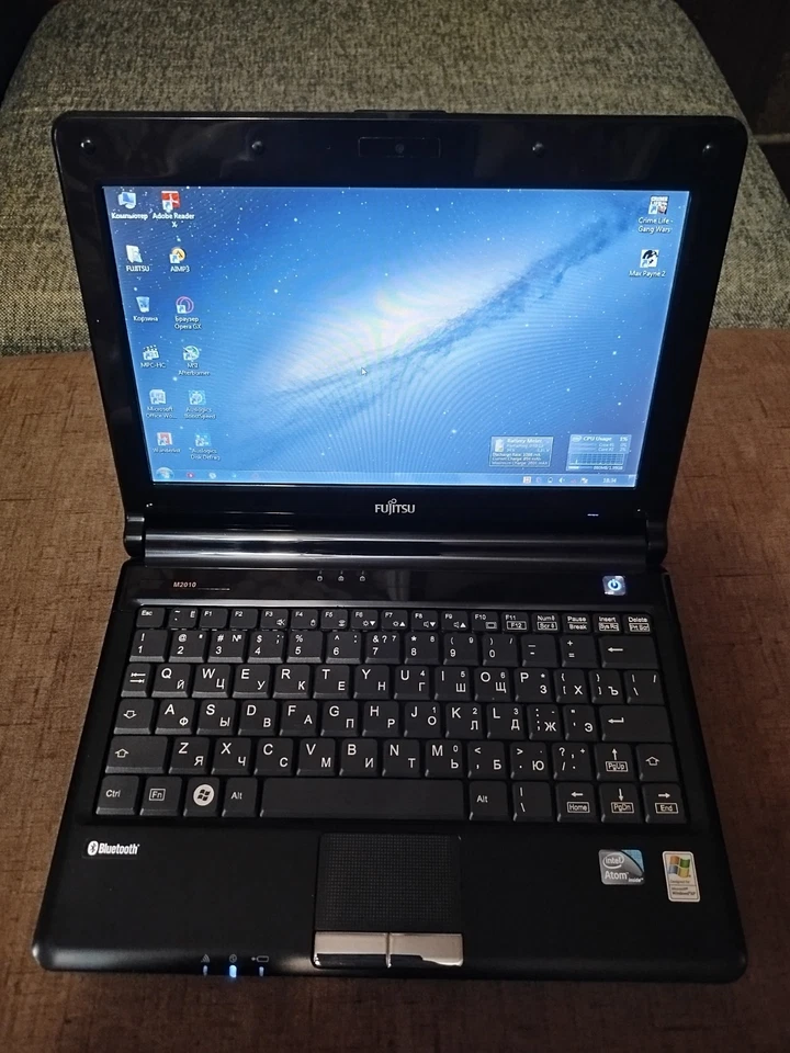 Classic FUJITSU M2010🔥 Netbook – Vintage Mini Laptop, 2GB RAM, 120GB SSD - Image 2 of 4