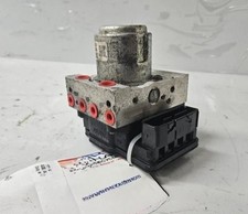 2016 - 2018 Honda HR-V  ABS Anti-Lock Brake Pump Assembly OEM