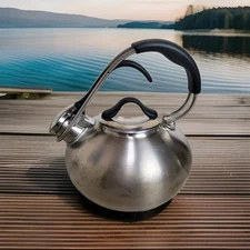 Chantal SL37-LOOP BRS Whistling Tea Kettle 1.8 Qt Brushed 18/10 Stainless Steel