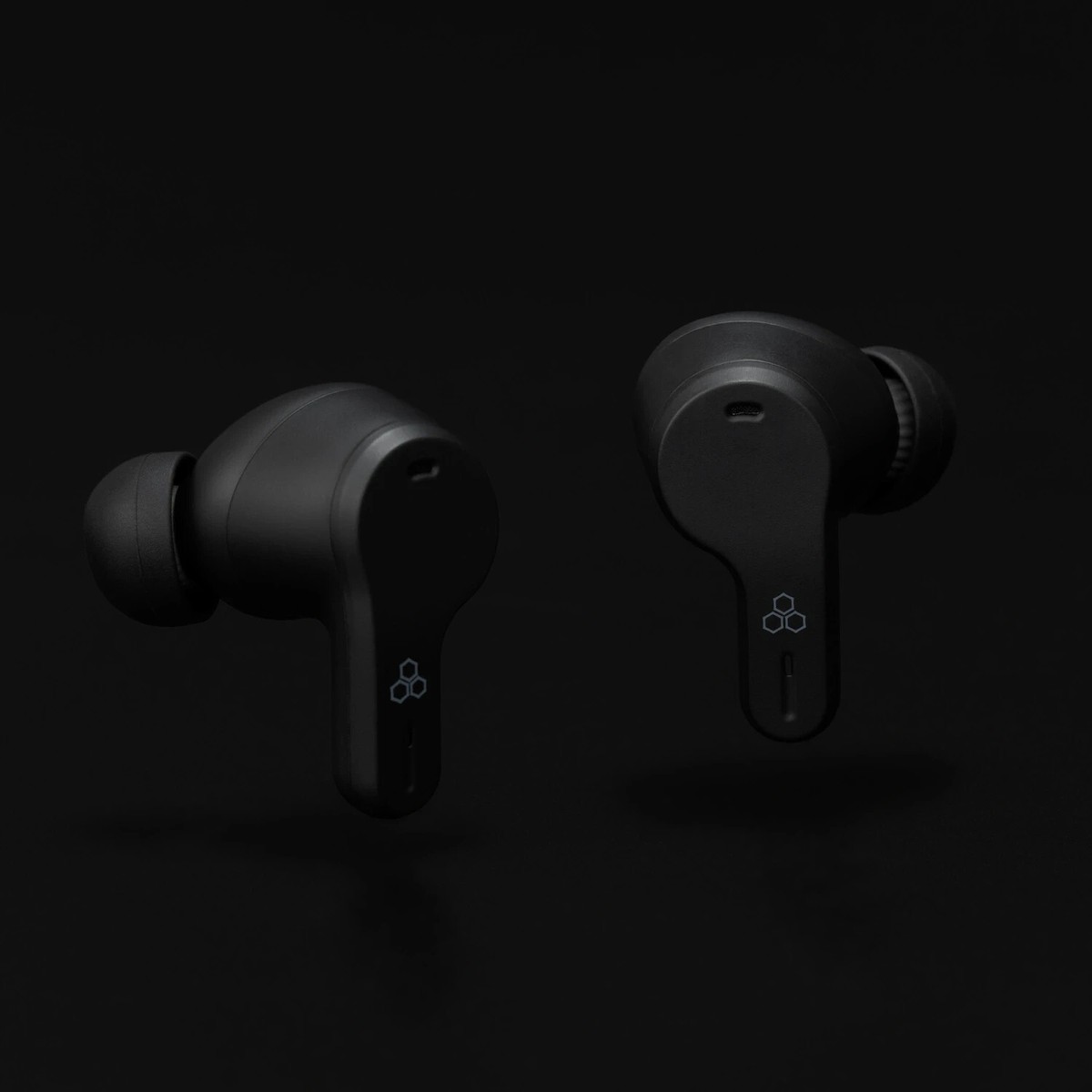 Final Audio VR3000 Wireless ANC TWS Earbuds, Switch, PS5, USB-C