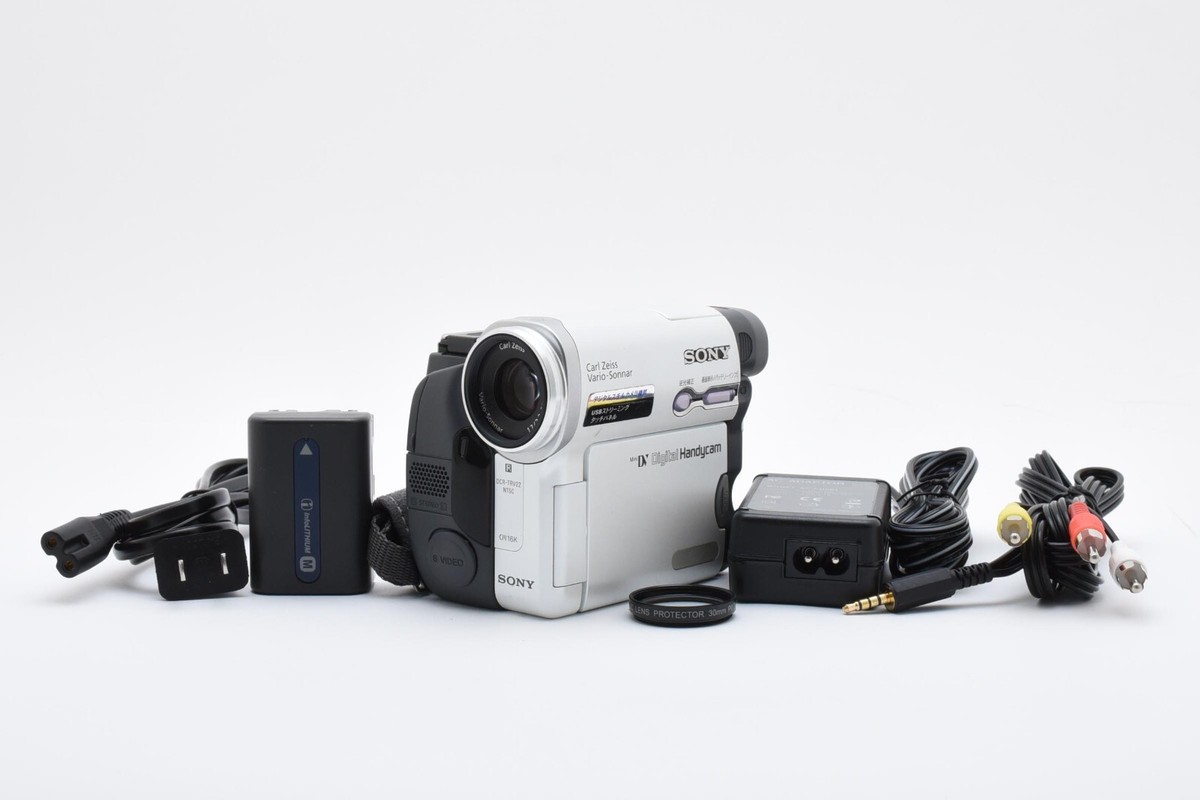 Mini DV　ソニー　デジタルビデオカメラ　SONY DCR-TRV22 hq720.jpg?sqp=-
