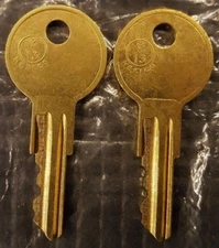 EC801 - EC820 KEY 2 New  keys for cut by code Truck Tool box Chest KEYS DeeZee