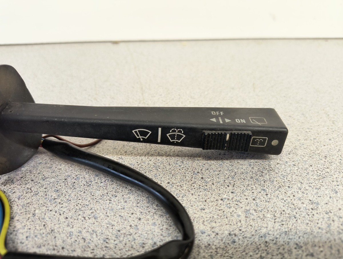 Volvo 240 242 244 WAGON Wiper Control Switch OEM# 1307323 DOT