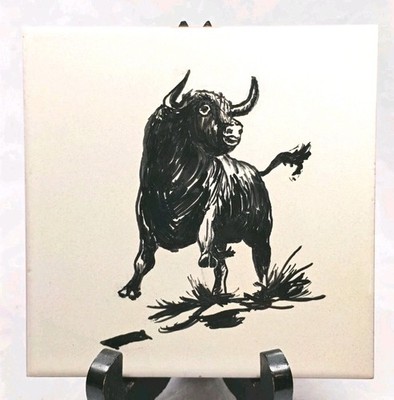Vintage handbemalte Stier Keramikfliese 6'' Studiokeramik Wandrelief Bauernhaus