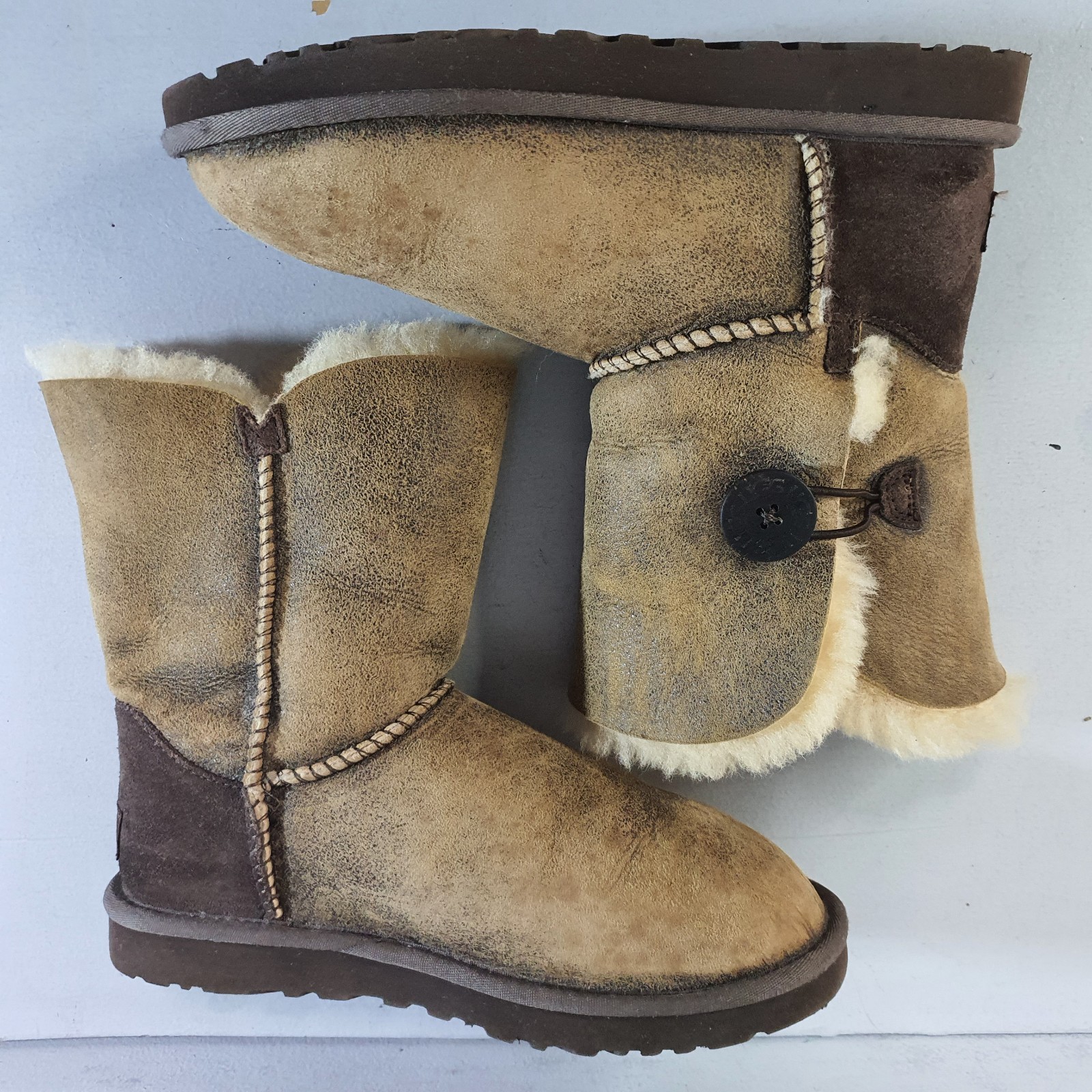 UGG Boots Bomber Brown Bailey Button Sheepskin An… - image 19