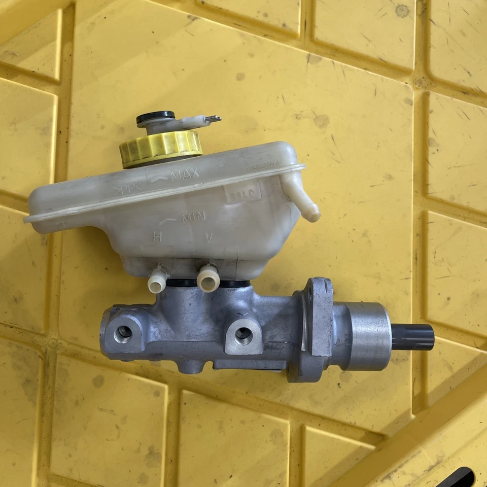 Juego de cilindros maestros de freno con tanque BMW OEM E36 M3 34312227466 34322228163 Foto 2 de 4