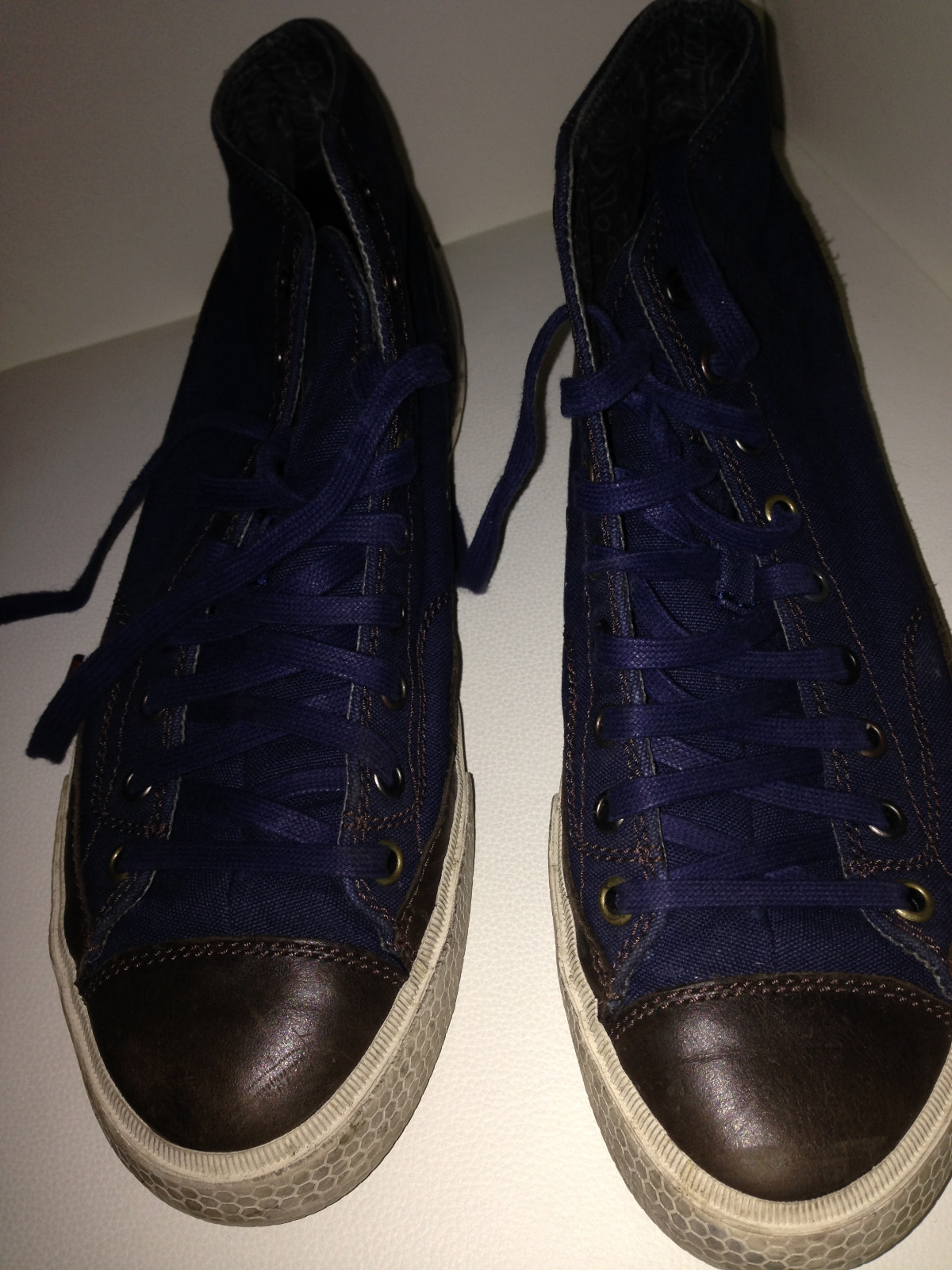 HUGO BOSS TREBIO SNEAKER DARK BLUE GR.40 HUGO BOSS TREBIO SNEAKER DARK BLUE GR.40