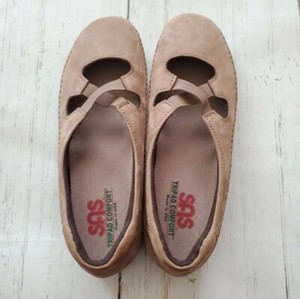 SAS Crissy Womens Mary Janes Beige Round Toe TriComfort Slip On Shoes USA 10m | eBay