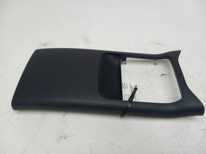 Nissan Rogue 2011-2012 consola central trasera caja panel de moldura Foto 4 de 4