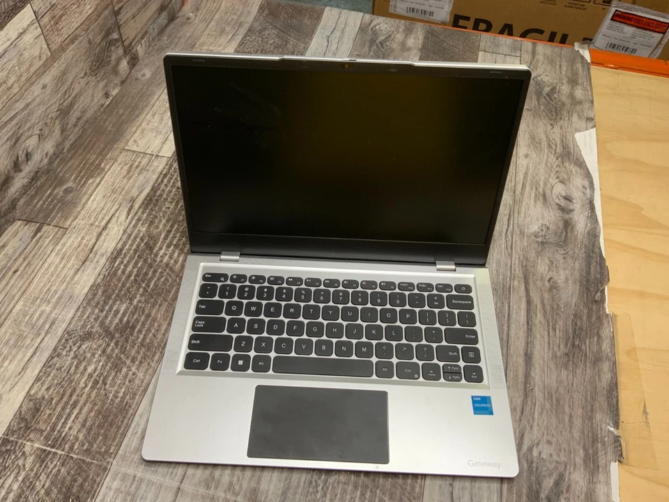 Portátil Gateway 14.1" - Intel Celeron - 4GB RAM (PARA REPUESTOS/NO FUNCIONA) Foto 4 de 4