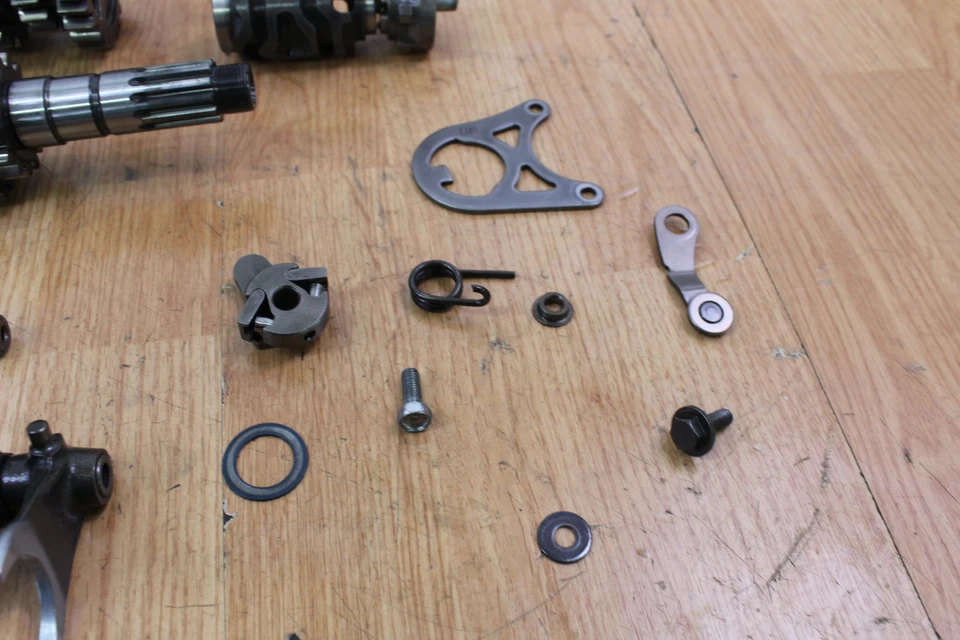 Honda CRF450R 2004 transmisión/mecanismo de cambio Foto 3 de 4