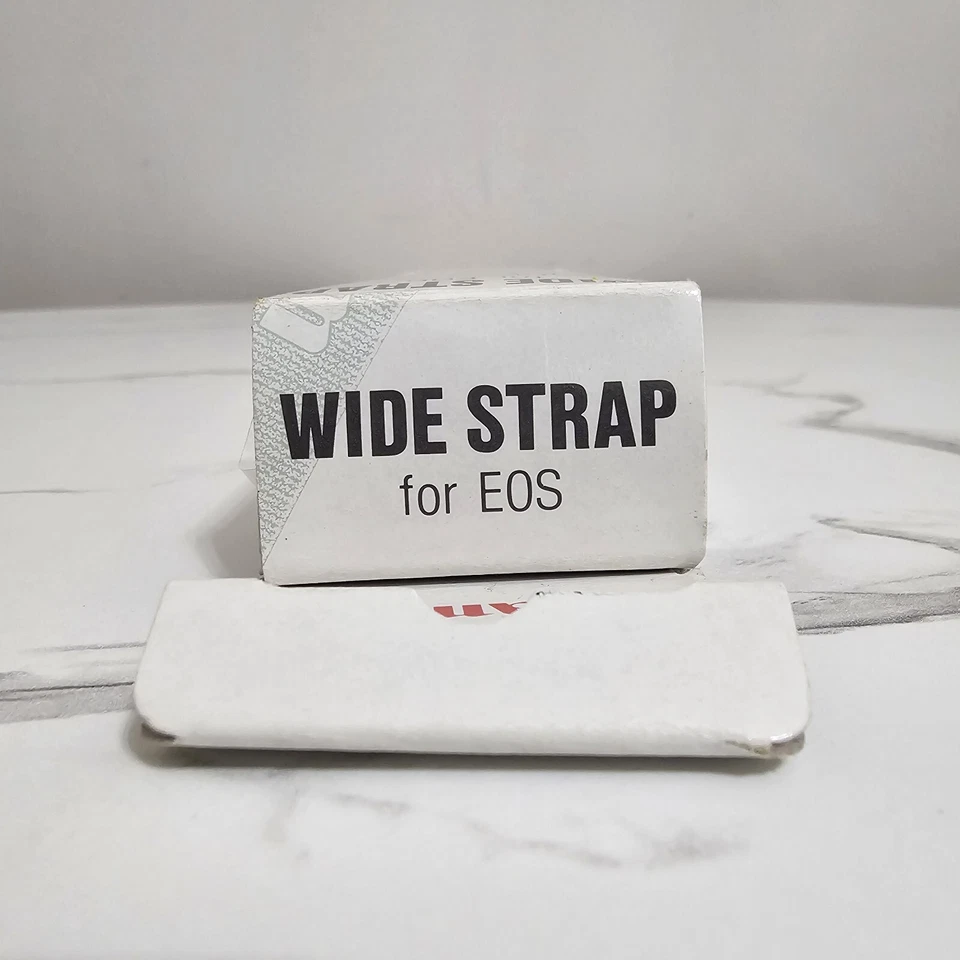 Correa ancha Canon para Eos con cubierta para ocular EW-100MA Foto 3 de 4