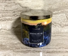 Goose Creek Madagascar BLACK SATIN VANILLA 3 Wick Candle 14.5 oz Rare/Retired