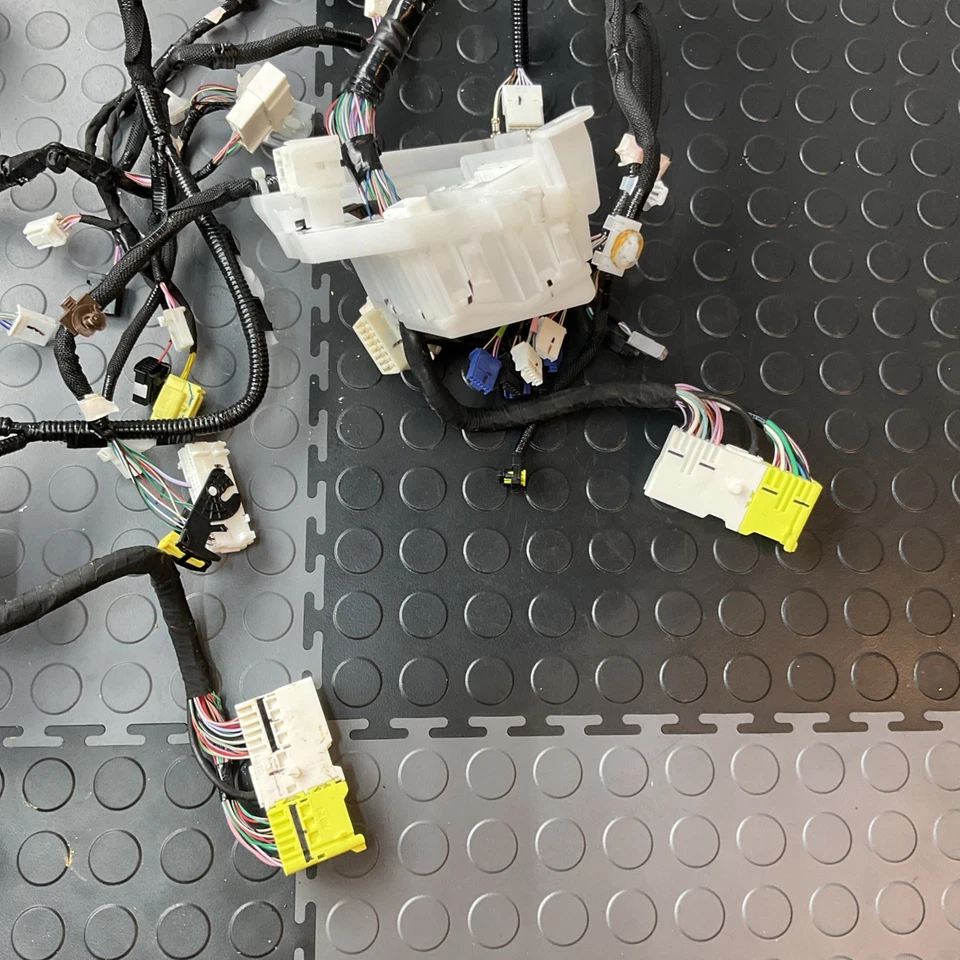 2022 2023 2024 TOYOTA TUNDRA DASHBOARD WIRE HARNESS 82141-0CL00f OEM - Image 3 of 4