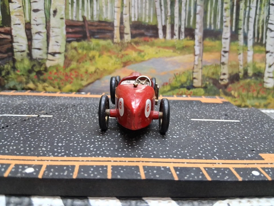 Matchbox Models Of Yesteryear Y-6 Bugatti Type 35 In Red   EXCELLENT - Image 4 of 4