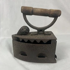 Antique Cast Iron Charcoal Box Iron w/ Wood Handle Star Vent Latch Late 1800s