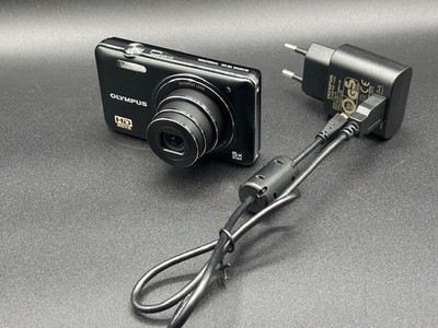 Olympus VG-160 Digitalkamera Kamera 14 MegaPixel schwarz mit Ladekabel