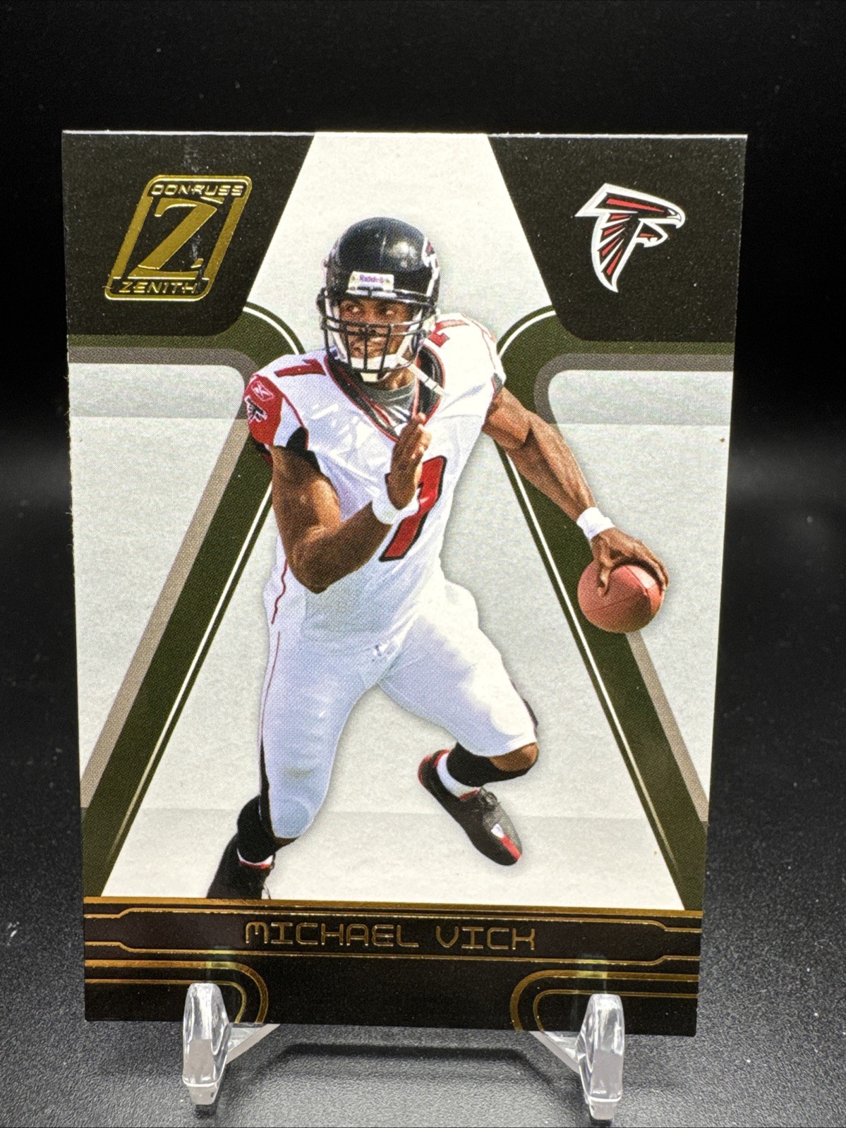 2005 Donruss Zenith #5 Michael Vick