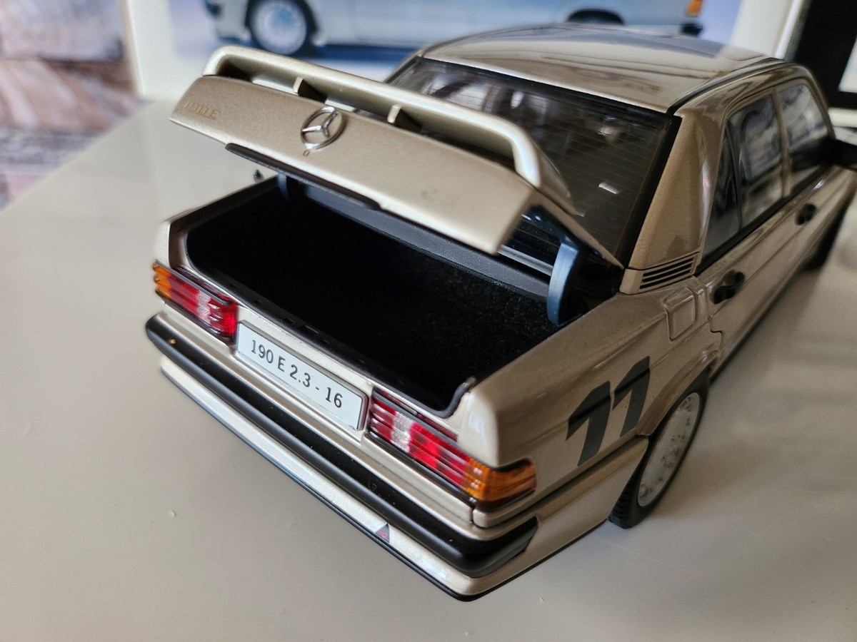 Rare Autoart 1/18 Mercedes-Benz 190 E 2.3 Nürburgring 1984 SENNA